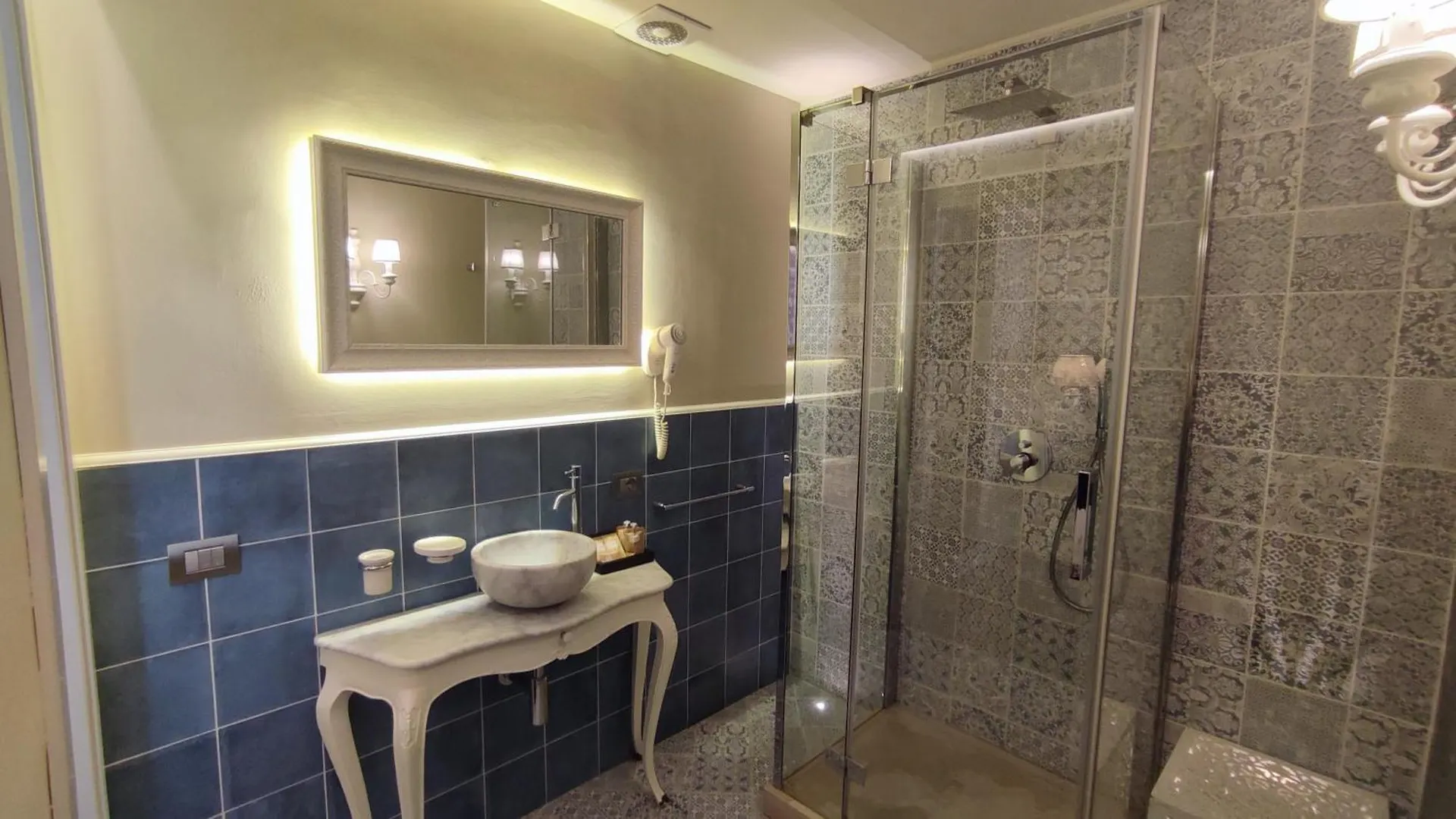 Dimora Bellini - Residenza D'Epoca Bed and Breakfast Παλέρμο
