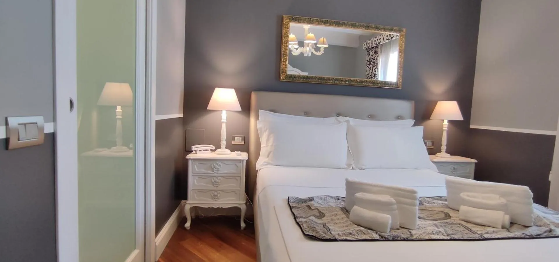 Dimora Bellini - Residenza D'Epoca Bed and Breakfast Παλέρμο Ιταλία