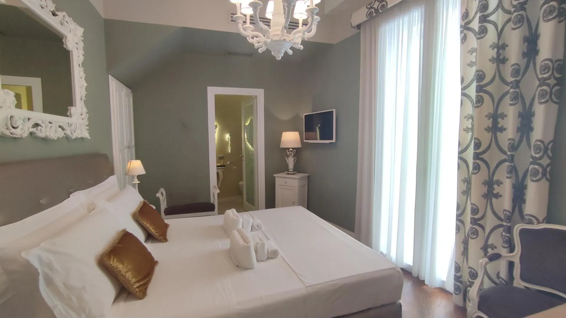 Dimora Bellini - Residenza D'Epoca Bed and Breakfast Παλέρμο Ιταλία