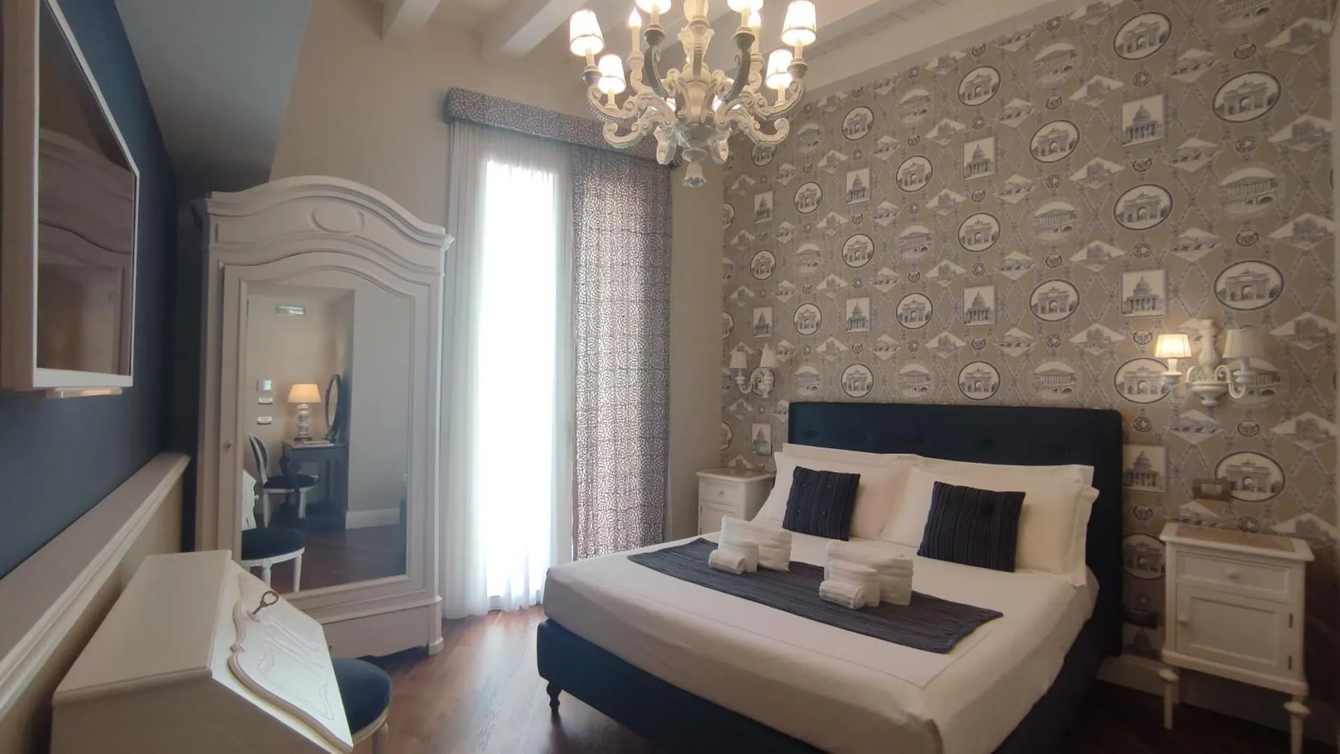 Dimora Bellini - Residenza D'Epoca 2*, Palermo Italy